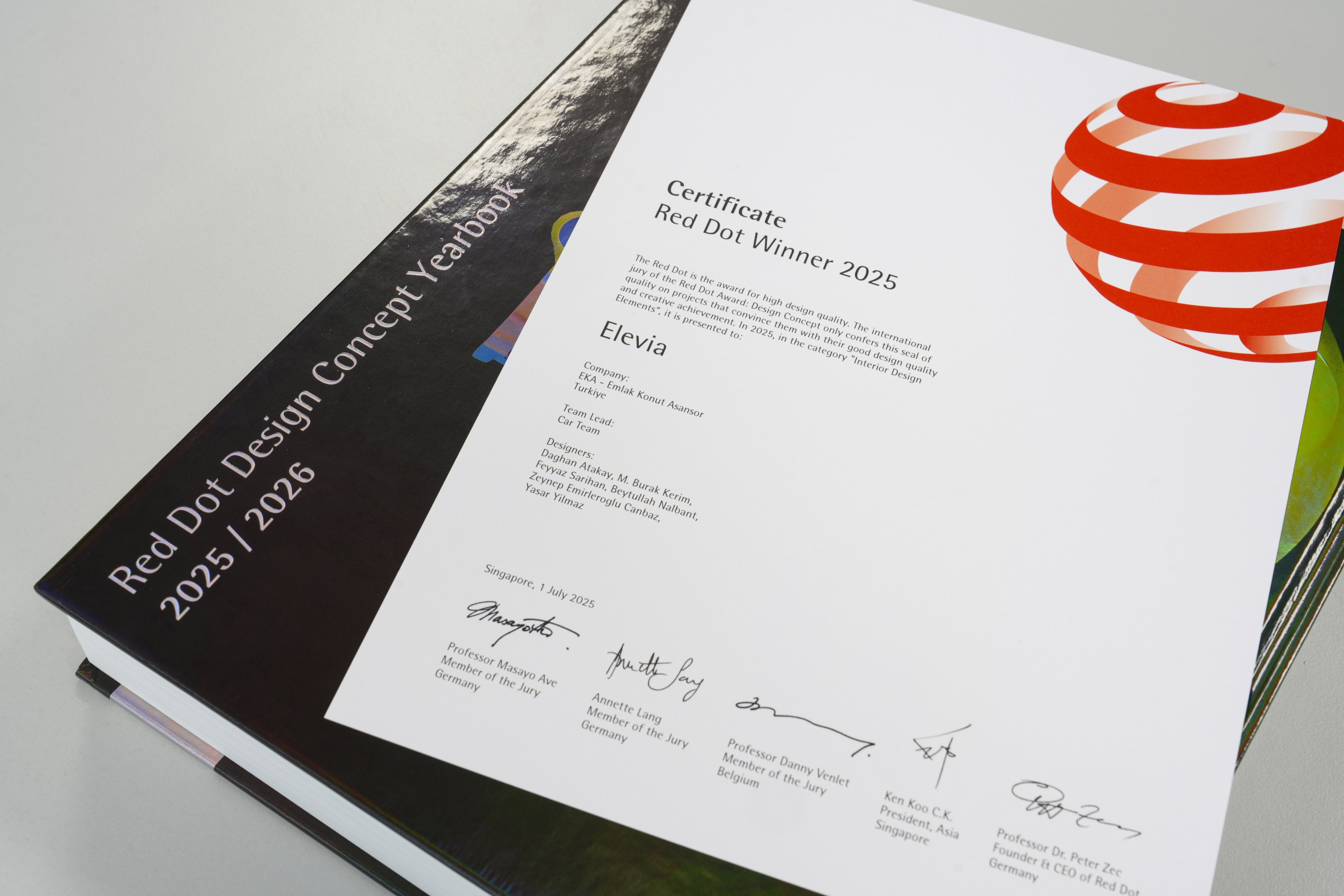 Yerli ve milli ELEVIA projemiz, dünyanın en prestijli tasarım ödüllerinden Red Dot Design Award ödülüne layık görüldü!